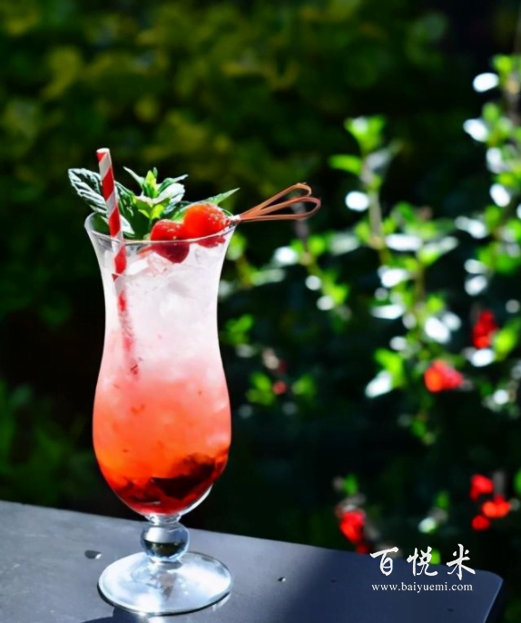 怎么調(diào)出一杯好看的雞尾酒?教你用裝飾做出最好看的雞尾酒